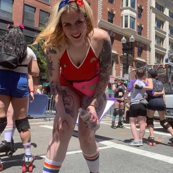 Meet your Posher, Sarah - Picture 1 of 1